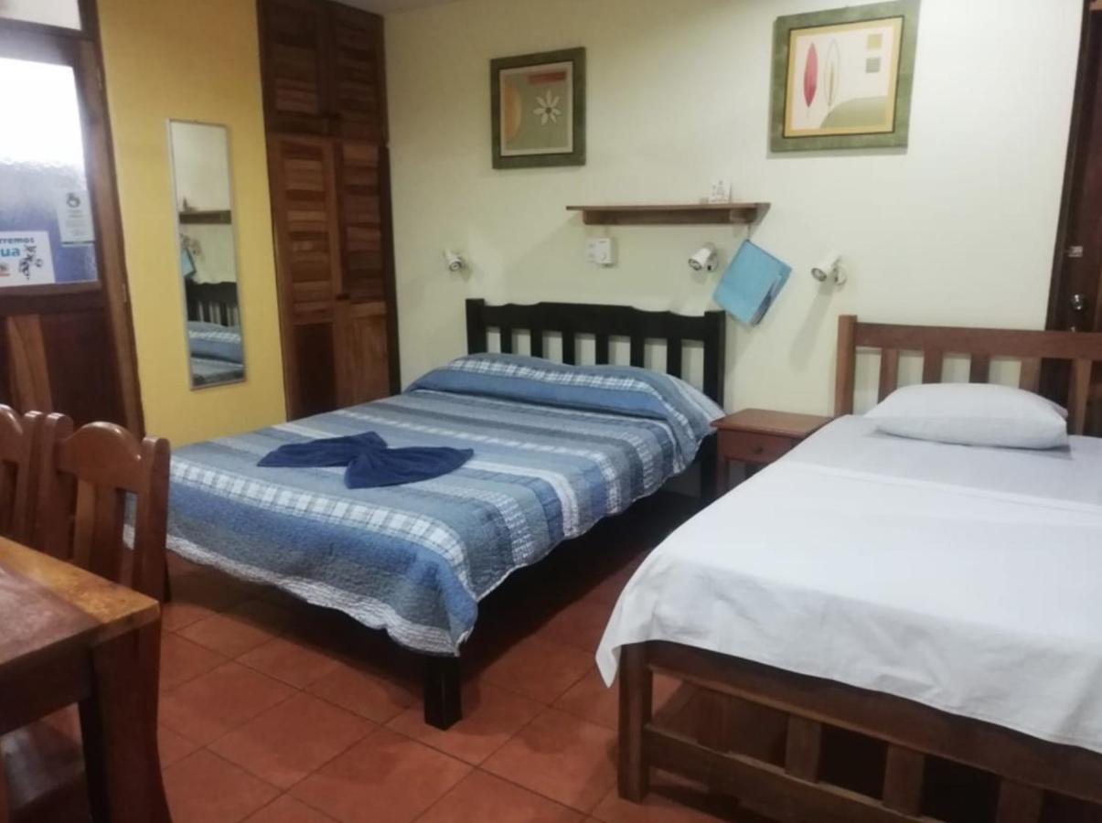 Hotel Isolina Beach Potrero  Bagian luar foto