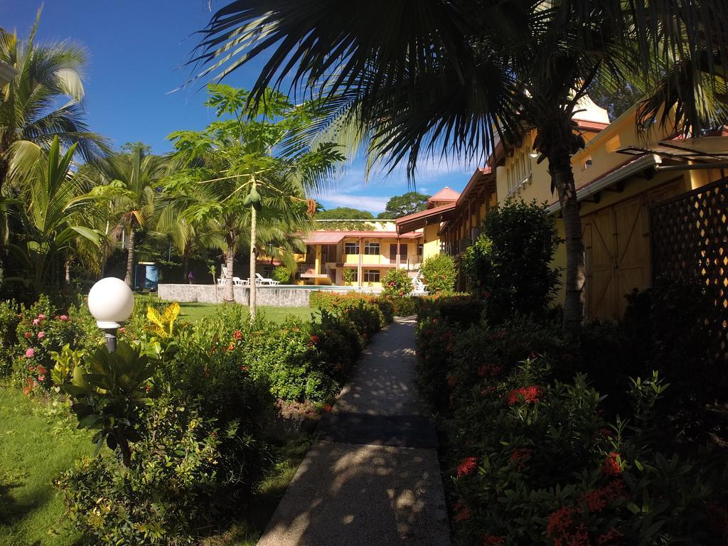Hotel Isolina Beach Potrero  Bagian luar foto