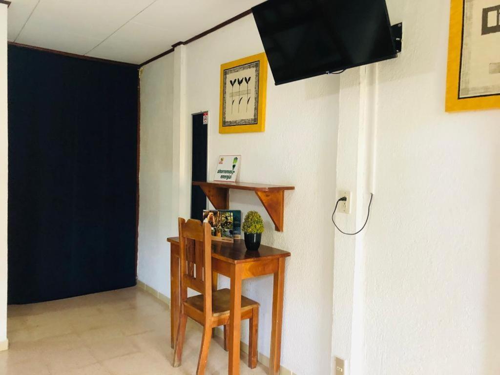 Hotel Isolina Beach Potrero  Bagian luar foto