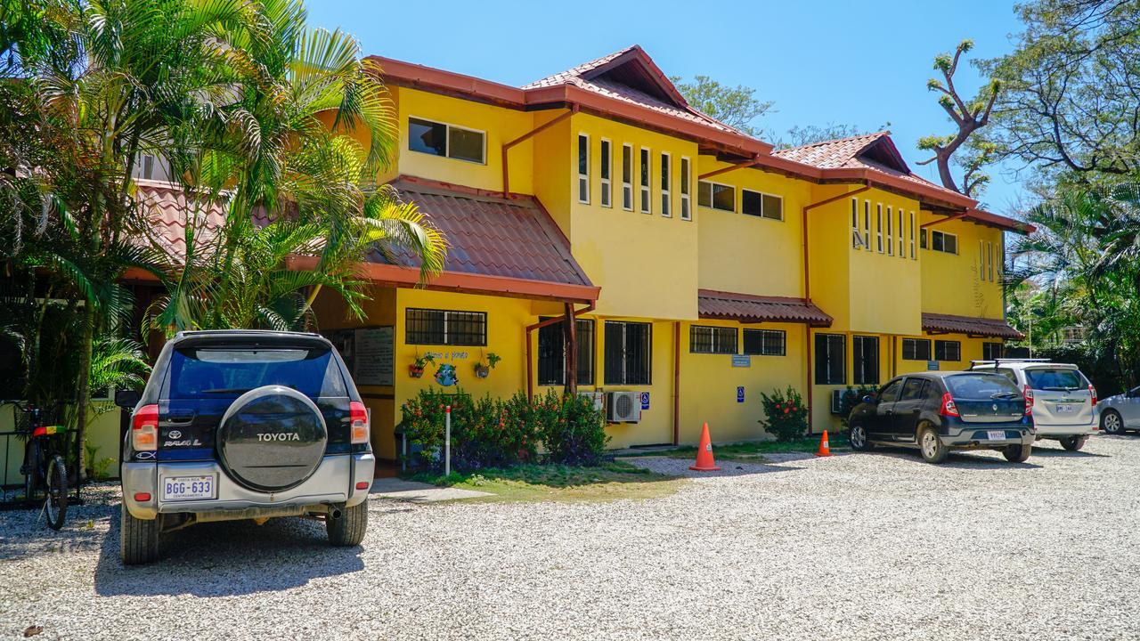 Hotel Isolina Beach Potrero  Bagian luar foto